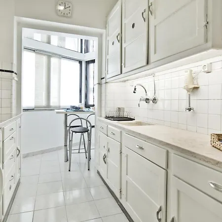 Bmyguest Arroios Central Apartment Lisbon Exterior photo